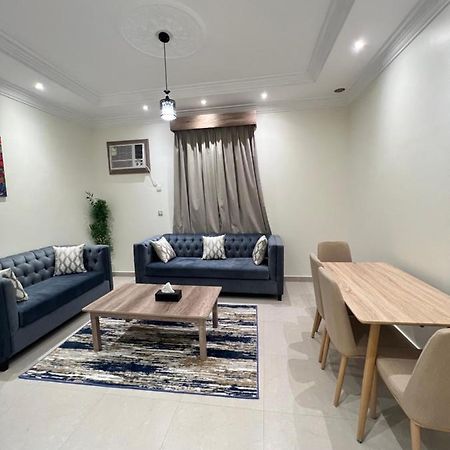 أجنحة ورد للوحدات الفندقية Khamis Mushait Exterior foto