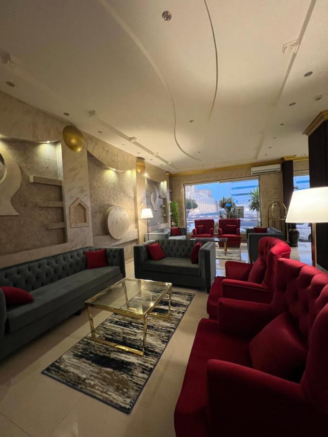 أجنحة ورد للوحدات الفندقية Khamis Mushait Exterior foto