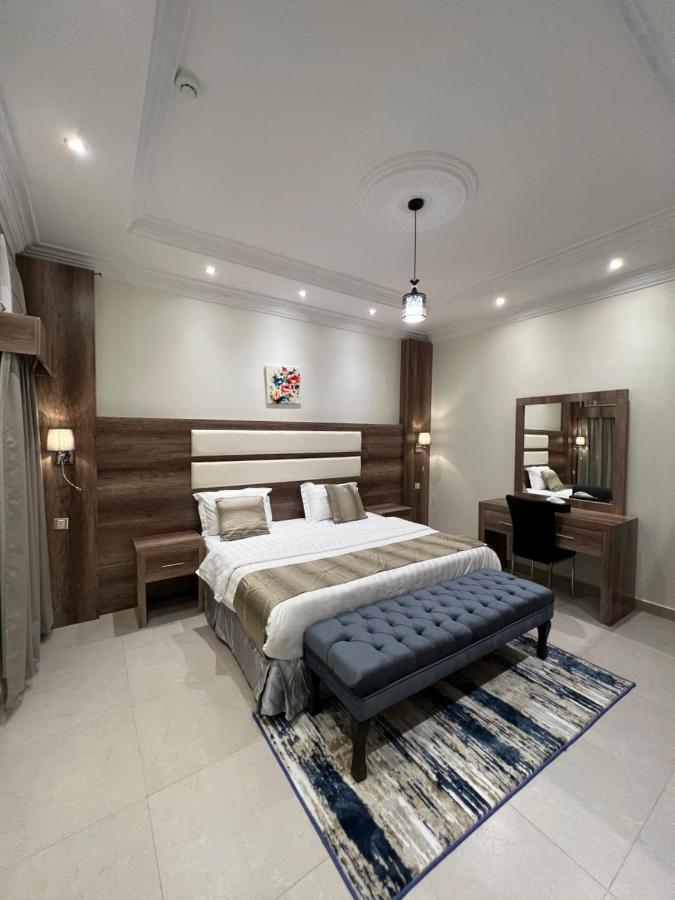 أجنحة ورد للوحدات الفندقية Khamis Mushait Exterior foto