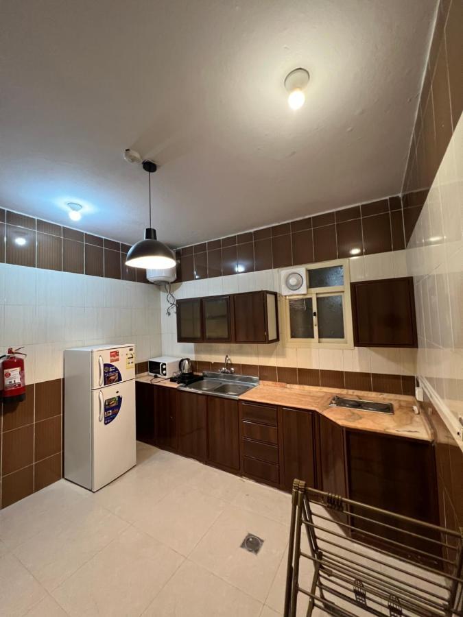 أجنحة ورد للوحدات الفندقية Khamis Mushait Exterior foto