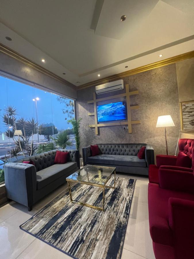 أجنحة ورد للوحدات الفندقية Khamis Mushait Exterior foto