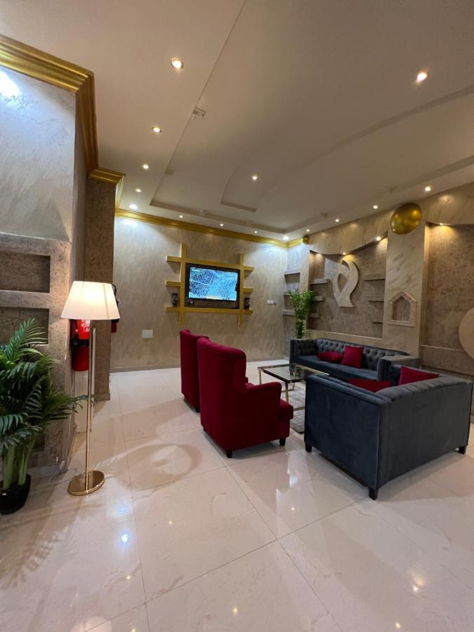 أجنحة ورد للوحدات الفندقية Khamis Mushait Exterior foto