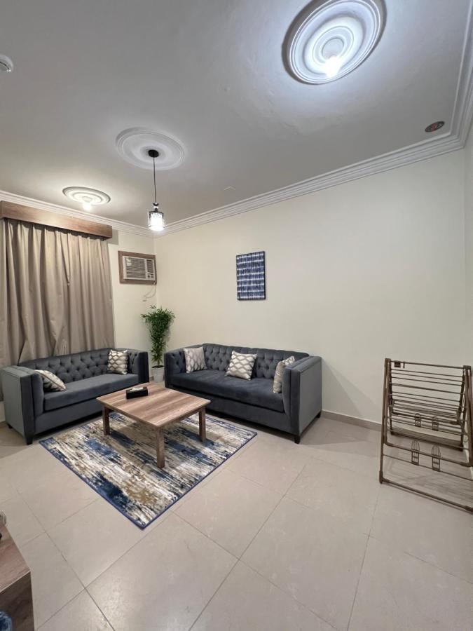 أجنحة ورد للوحدات الفندقية Khamis Mushait Exterior foto